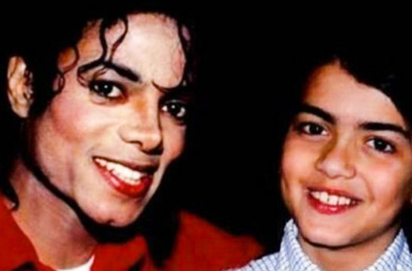  He looks like his father. How Michael Jackson’s youngest son grew up