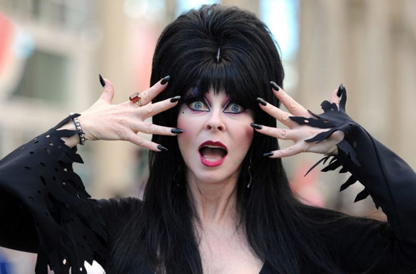  “Withered Old Woman With Wrinkles”: How Does Elvira, The Mistress Of Darkness, Look Like Now?