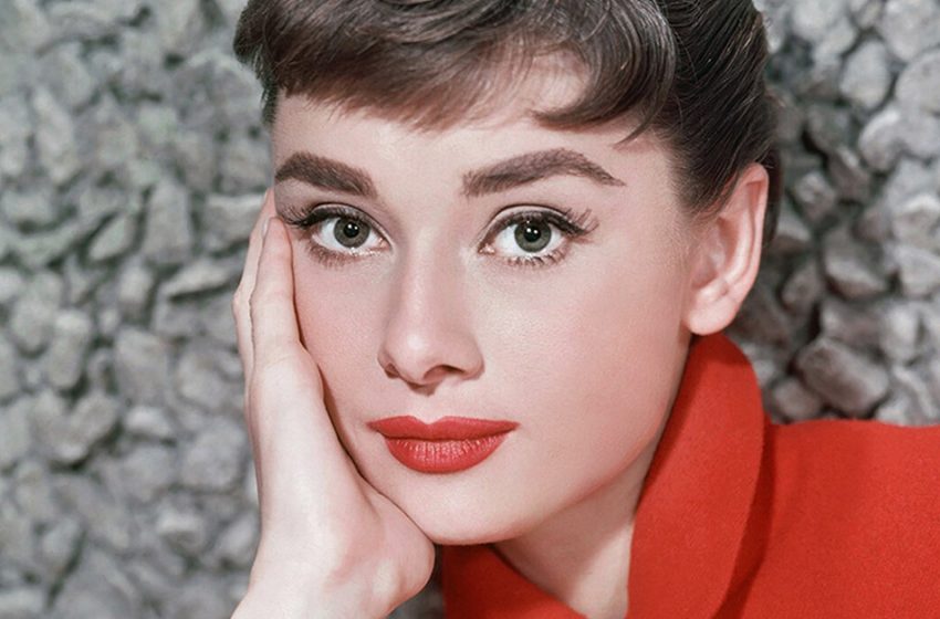  Audrey Hepburn – The Most Beautiful Woman Of The 20th Century: Do You Know What Part Of Her Body She Was Ashamed Of?